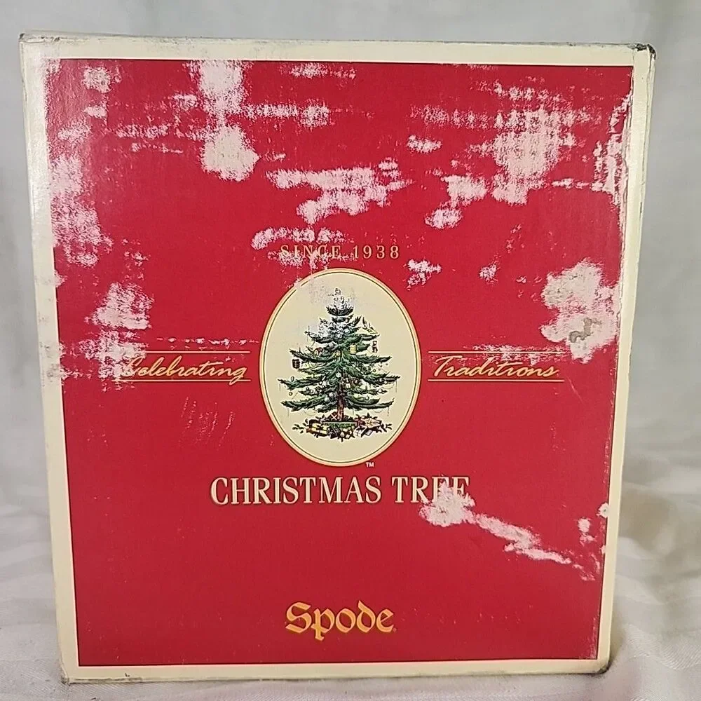 Spode Christmas Tree Wine Glasses 13 Ounce with Gold Rims, Set of 4 NEW